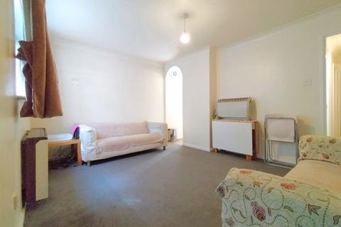 1 bedroom maisonette for sale, Cornish Court, Edmonton, N9