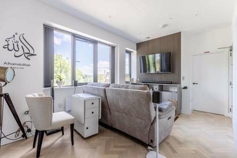 1 bedroom apartment for sale, Bath Road, Slough