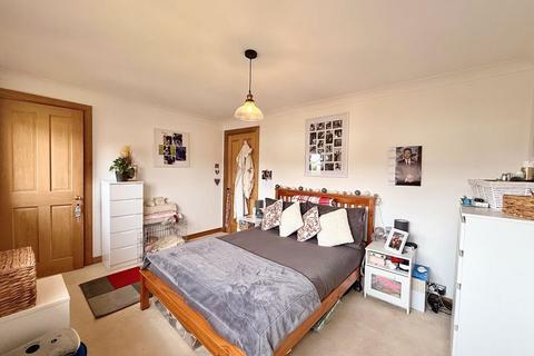 115 Glendale Crescent, Ayr, KA7 3RU