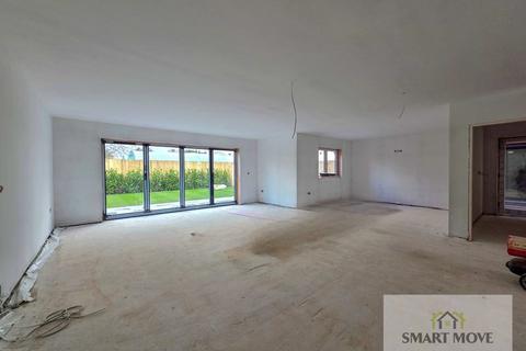 undefined, Chain House Lane, Preston PR4