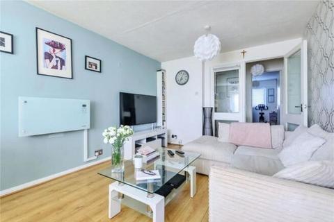 2 bedroom apartment for sale, Godolphin Close, London, N13
