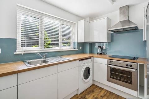 2 bedroom flat for sale, Birinus Close, High Wycombe HP12