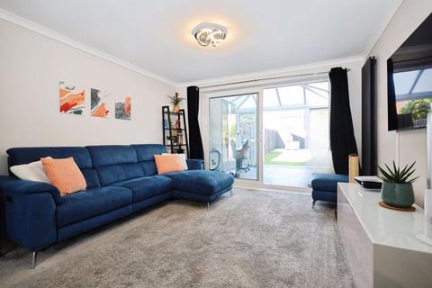 2 bedroom terraced house for sale, Cucklington Gardens, Bournemouth BH9