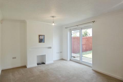 3 bedroom detached house to rent, Stone Bank, Berry Hill