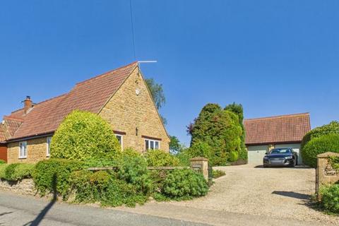 3 bedroom detached house for sale, Hillcove, Hawthorne Hill, East Lambrook, Near South Petherton