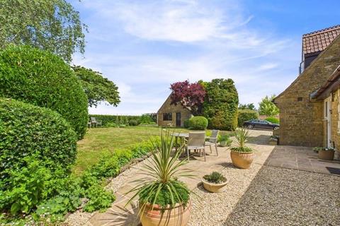 3 bedroom detached house for sale, Hillcove, Hawthorne Hill, East Lambrook, Near South Petherton