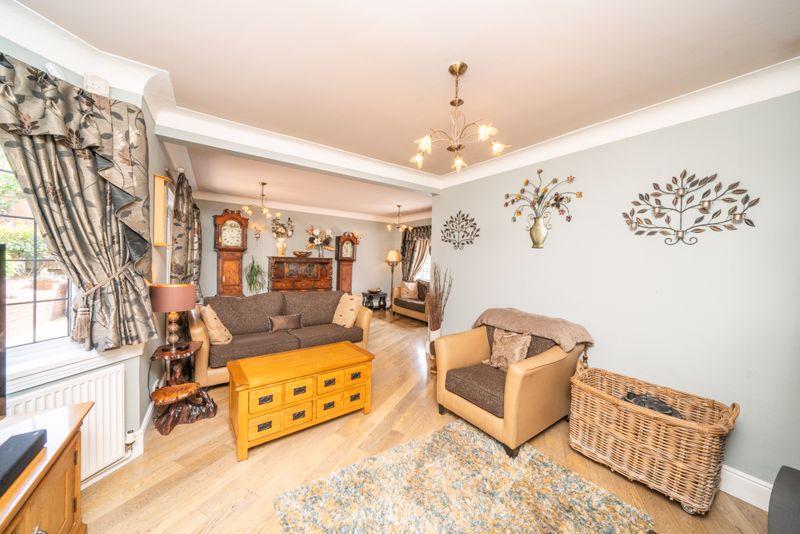 L shaped lounge