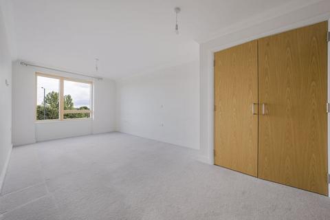 2 bedroom apartment for sale, Helston Lane, Windsor SL4