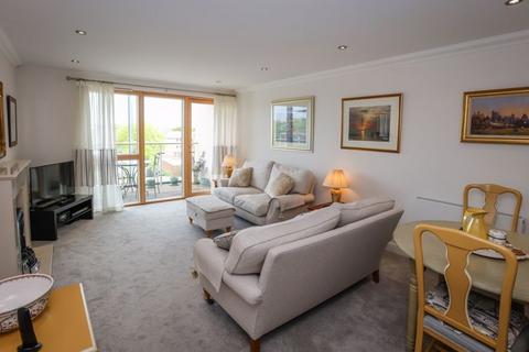 2 bedroom apartment for sale, Helston Lane, Windsor SL4
