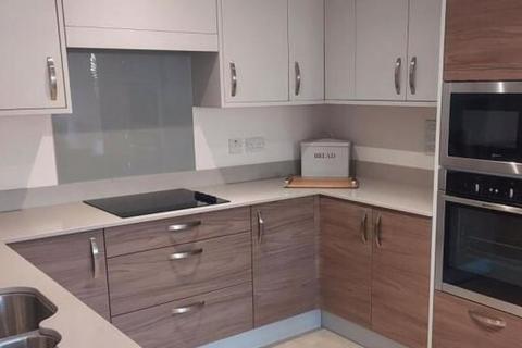1 bedroom apartment for sale, Helston Lane, Windsor SL4