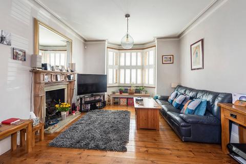 3 bedroom semi-detached house for sale, Abbey Road, Bexleyheath, DA7