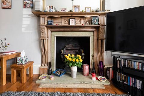 3 bedroom semi-detached house for sale, Abbey Road, Bexleyheath, DA7