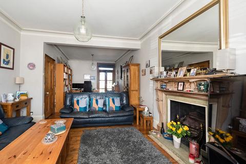 3 bedroom semi-detached house for sale, Abbey Road, Bexleyheath, DA7