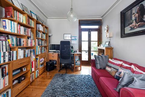 3 bedroom semi-detached house for sale, Abbey Road, Bexleyheath, DA7