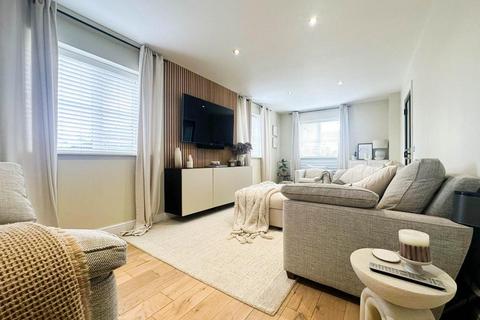 6 bedroom detached house for sale, Moyle Park, Trowbridge, Wiltshire, BA14 7UE