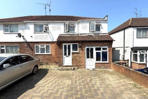 undefined, L&D Borders, Luton LU4