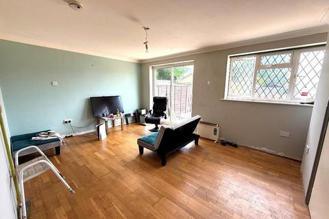 undefined, L&D Borders, Luton LU4