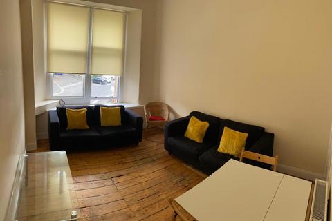 2 bedroom flat to rent, Barnton Street, Stirling, Stirlingshire, FK8