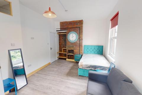 Studio to rent, Cardigan Road, Hyde Park LS6