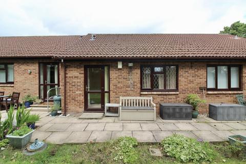 undefined, Heathcote Gardens, Bebington, Merseyside, CH63