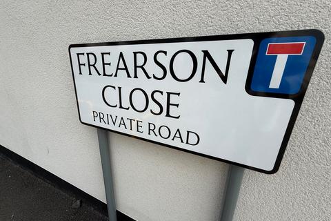 undefined, FREARSON CLOSE, EASTWOOD, NG16 3UF
