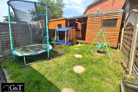 12 Barrs Street, Oldbury, B68 8QU