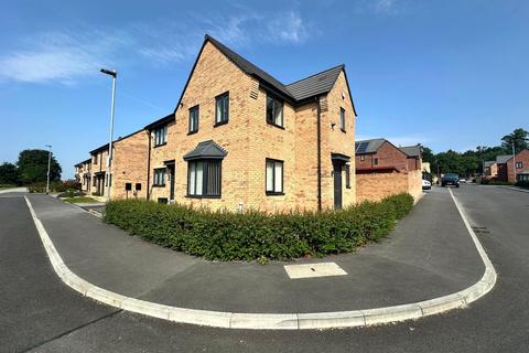 3 bedroom semi-detached house to rent, Sakura Walk, Seacroft, Leeds, West Yorkshire