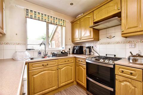3 Ambleside Gardens, Pudsey, LS28 7NW