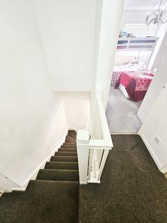46 Caistor Close, Manchester, M16 8NW