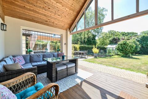 Ellesmere Beech Lane, Woodcote, Reading, RG8 0PY