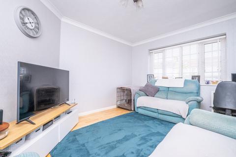 120 Gander Green Lane, Sutton, SM1 2HH