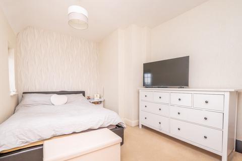 120 Gander Green Lane, Sutton, SM1 2HH