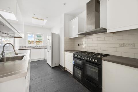 4 bedroom semi-detached house for sale, Linkway, London SW20