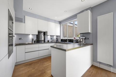 3 bedroom terraced house for sale, Woodlands, Raynes Park SW20
