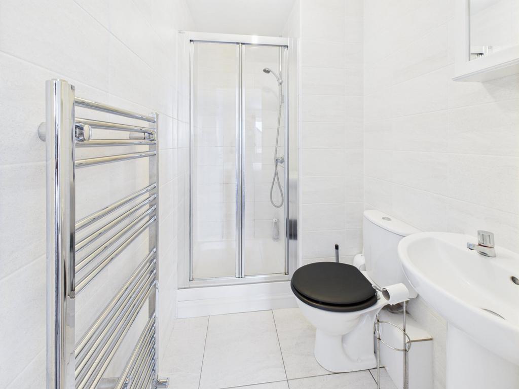 En-Suite Shower
