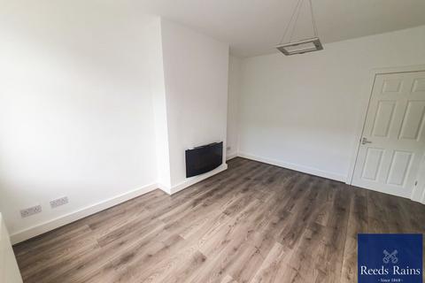 2 bedroom terraced house to rent, Rensburg Street, East Riding of Yorkshi HU9