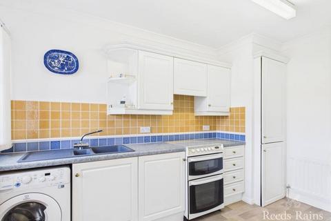 2 bedroom bungalow for sale, Tanya Gardens, North Yorkshire TS5