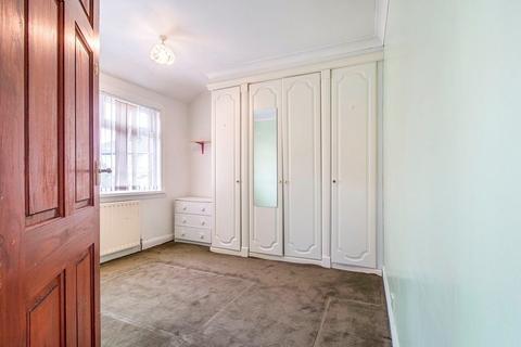 3 bedroom semi-detached house to rent, Westland Road, West Yorkshire LS11
