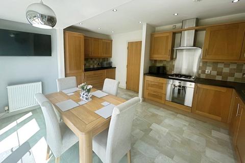 2 Grenoside Grange Close, Grenoside, Sheffield, S35 8LY
