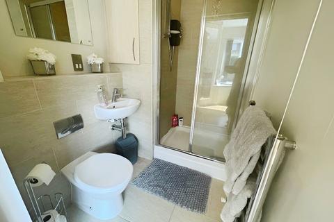 2 Grenoside Grange Close, Grenoside, Sheffield, S35 8LY