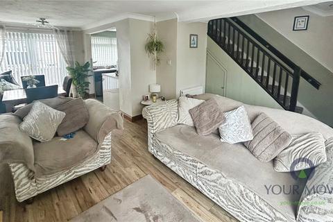 18 Conrad Close, Oldham, OL1 4RN