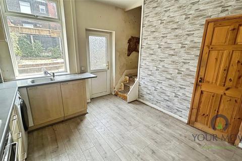 31 Dixon Street, Lees, Oldham, OL4 3NG