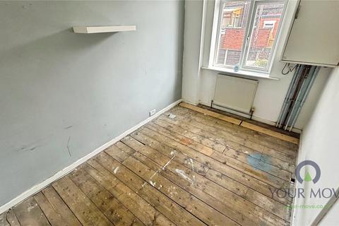 31 Dixon Street, Lees, Oldham, OL4 3NG