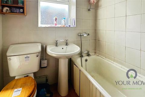 31 Dixon Street, Lees, Oldham, OL4 3NG
