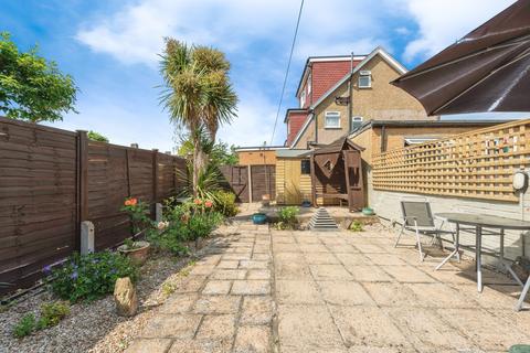 8 Priory Road, Hounslow, TW3 2RA