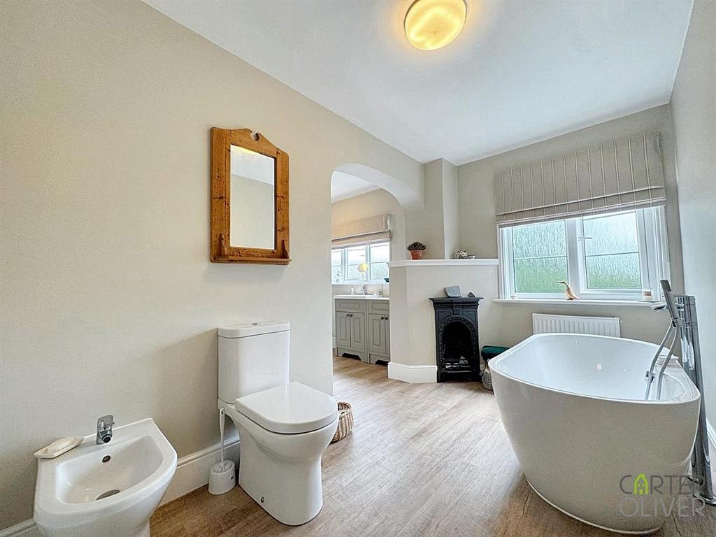 Family bathroom