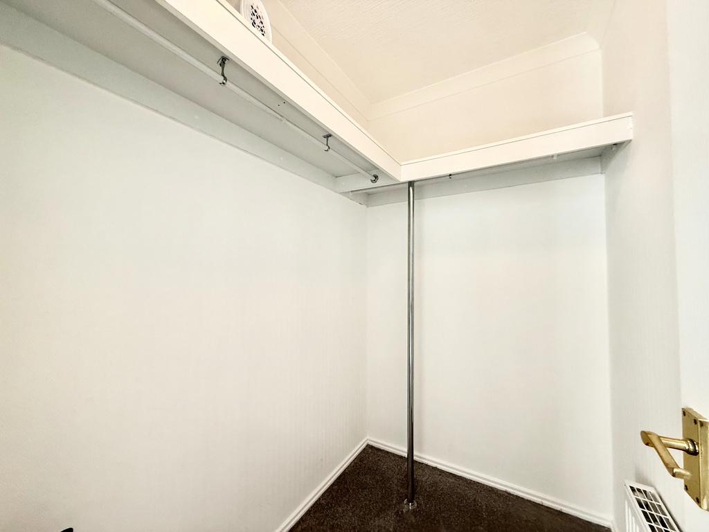 Walk In Wardrobe
