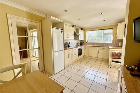 5 Cambridge Close, Swindon, SN3 1JQ