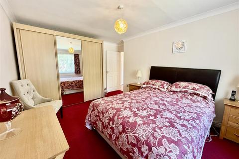 5 Cambridge Close, Swindon, SN3 1JQ