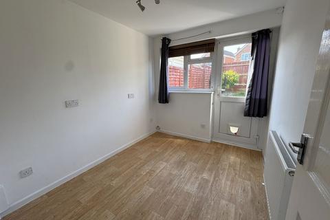 3 bedroom link detached house for sale, Coots Close, Buckingham MK18